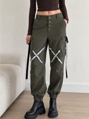 Fashion Nova Olive Green Cargo Jogger Pants Small 🍒